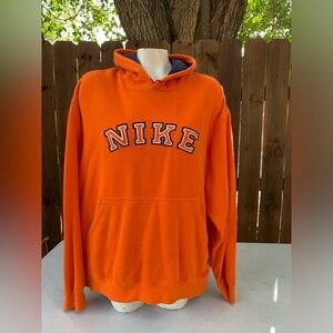 Y2K Vintage Nike spell out hoodie size Large.